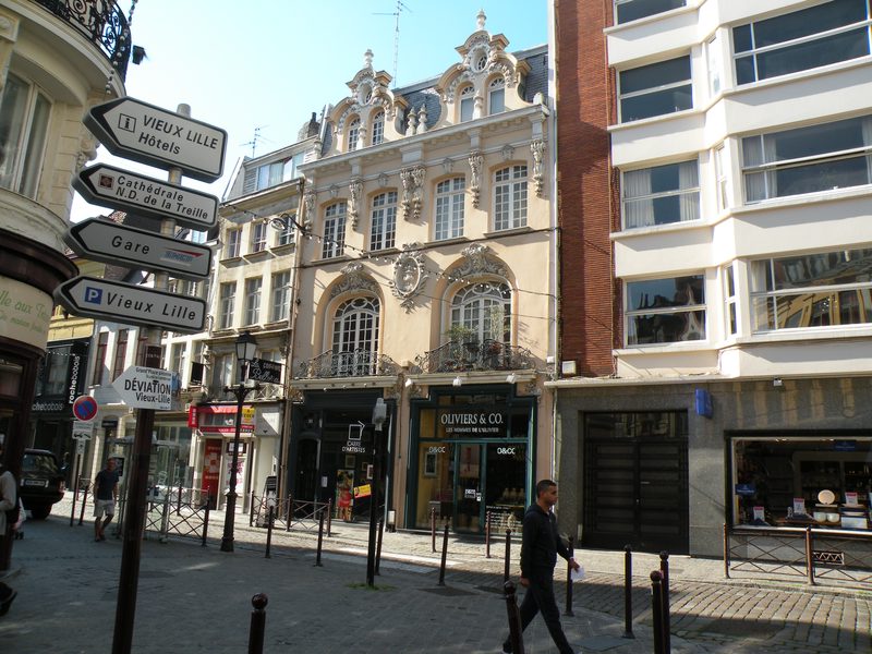  commerces, rue Esquermoise